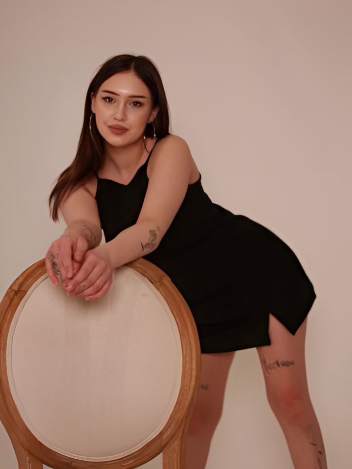 Илона привлекальеная девушка из Белореченск цена от 5000 руб