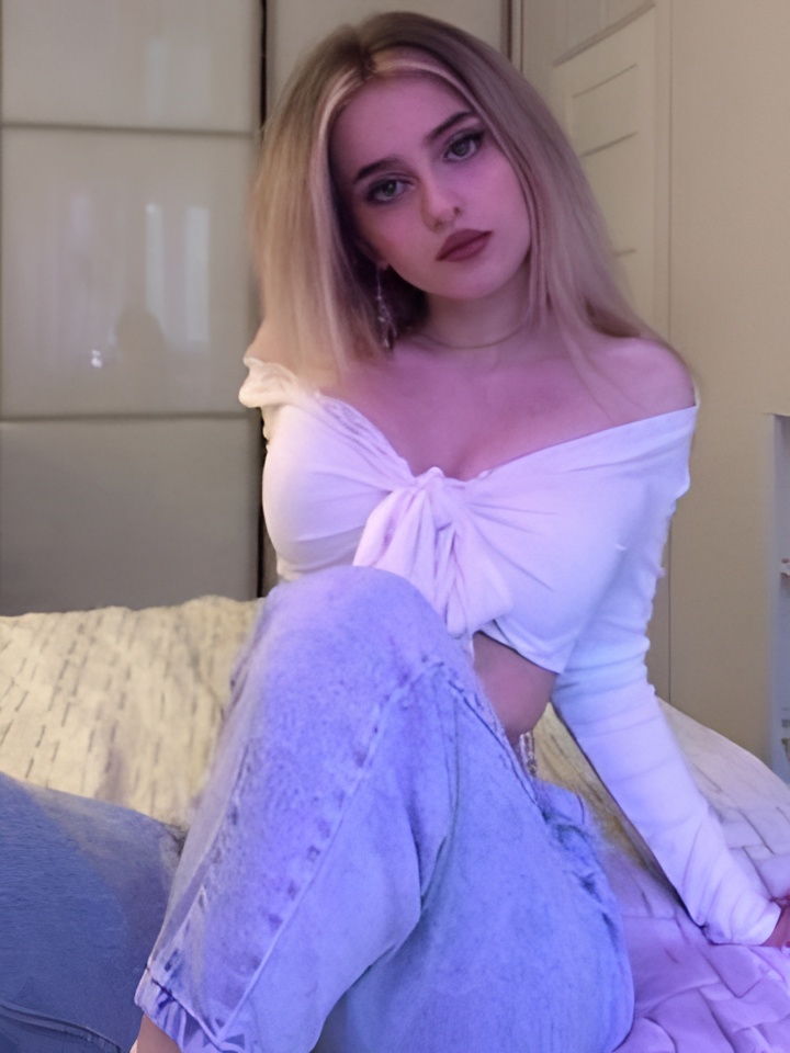 Ната привлекальеная девушка из Белореченск цена от 5000 руб