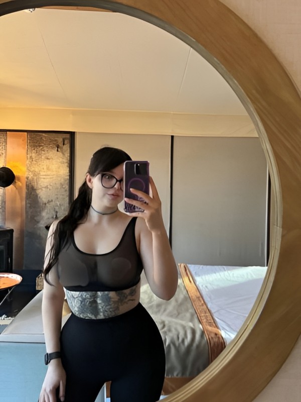 Наташа привлекательная девушка из Белореченск цена от 2000 руб