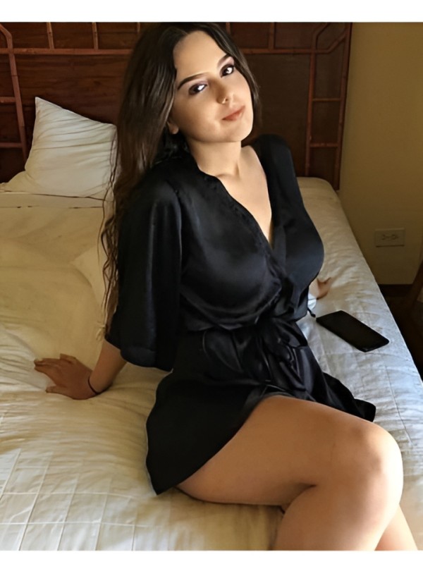 Тая привлекательная девушка из Белореченск цена от 2500 руб