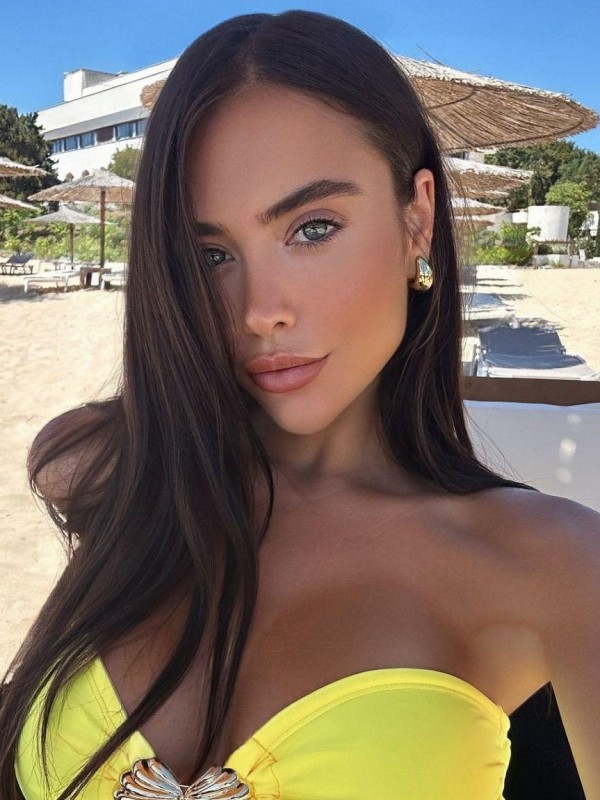 Эсмеральда привлекательная девушка из Белореченск цена от 7000 руб