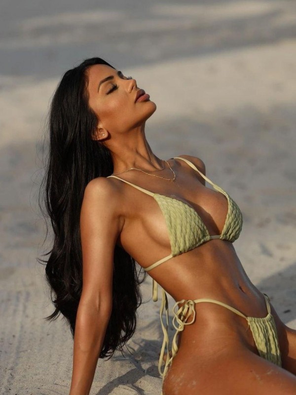 Жанна привлекательная девушка из Белореченск цена от 5000 руб